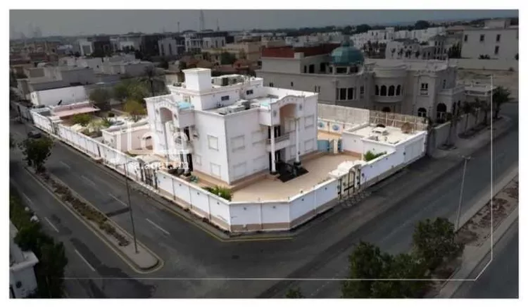 فيلا للبيع في شارع مسعود بن ربيعه, حي المرجان, مدينة جدة, منطقة مكة المكرمة صورة 5