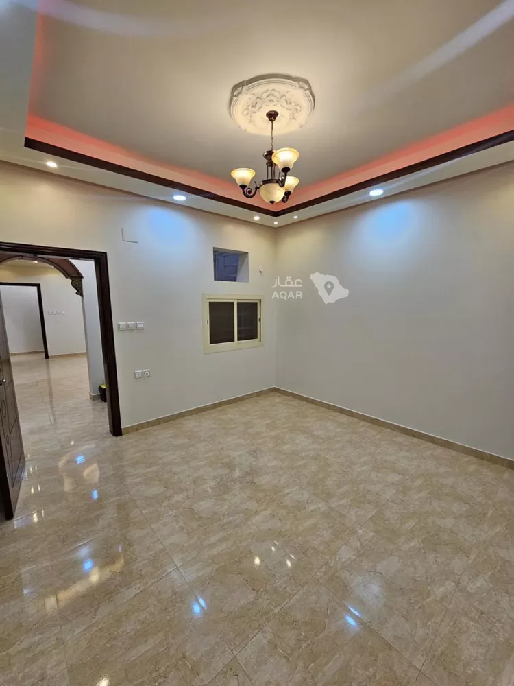 شقة للإيجار في شارع ابي بكر الاصبهاني, حي المروج, مدينة تبوك, منطقة تبوك 6