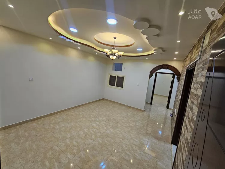 شقة للإيجار في شارع ابي بكر الاصبهاني, حي المروج, مدينة تبوك, منطقة تبوك 8
