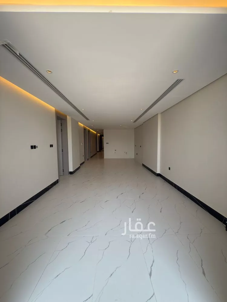 شقة للبيع في شارع الملك عبد الله بن عبدالعزيز, حي الشاطئ الغربي, مدينة الدمام, المنطقة الشرقية صورة 4