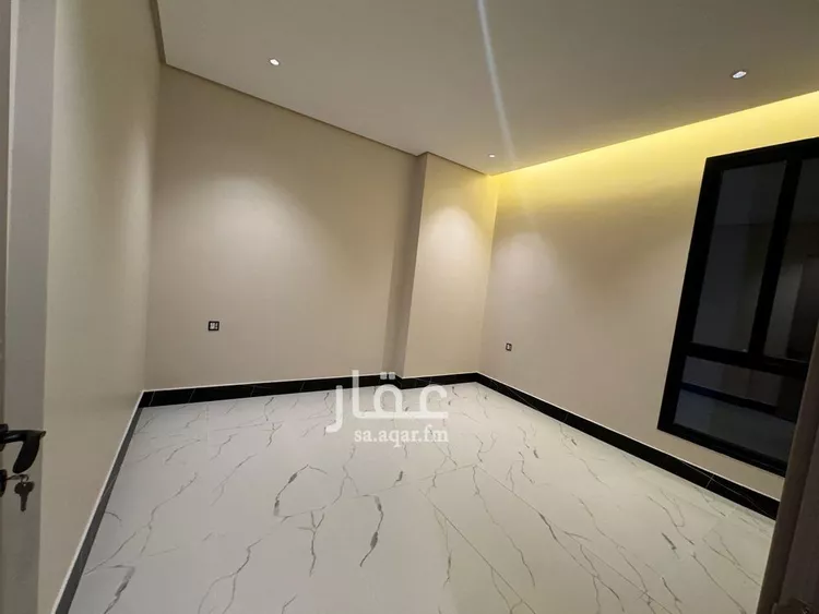شقة للبيع في شارع الملك عبد الله بن عبدالعزيز, حي الشاطئ الغربي, مدينة الدمام, المنطقة الشرقية صورة 4