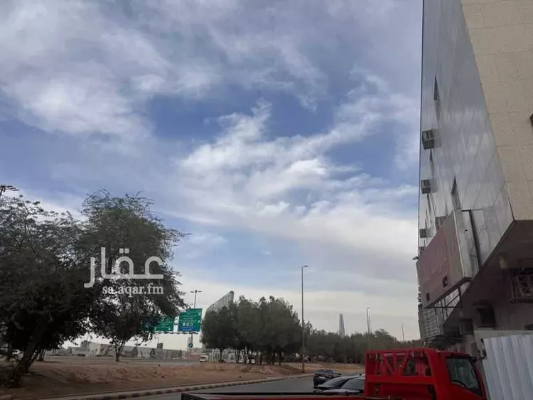 عمارة للبيع في شارع عامر النميري, حي أم الحمام الغربي, مدينة الرياض, منطقة الرياض صورة 3