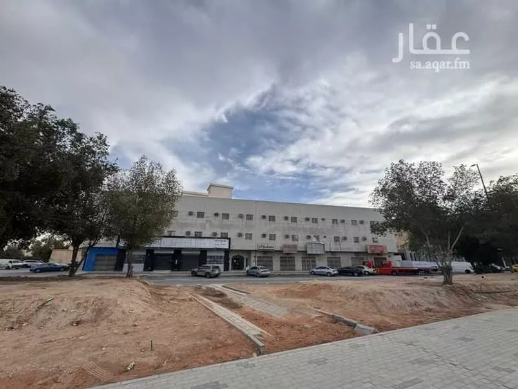عمارة للبيع في شارع عامر النميري, حي أم الحمام الغربي, مدينة الرياض, منطقة الرياض صورة 2