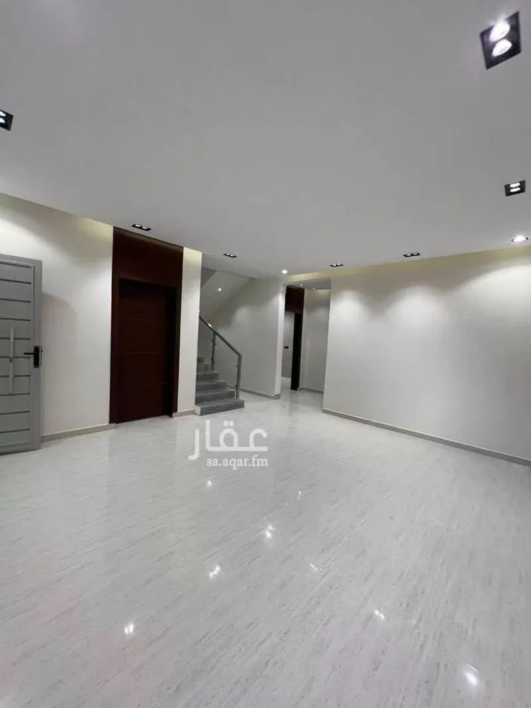 Floor for Sale in Riyadh Badr