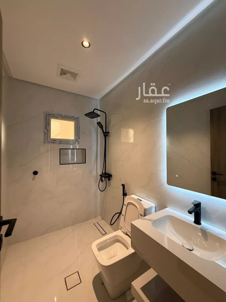 فيلا للبيع في شارع عبدالرحمن ابن يسار, حي أبحر الشمالية, مدينة جدة, منطقة مكة المكرمة 9