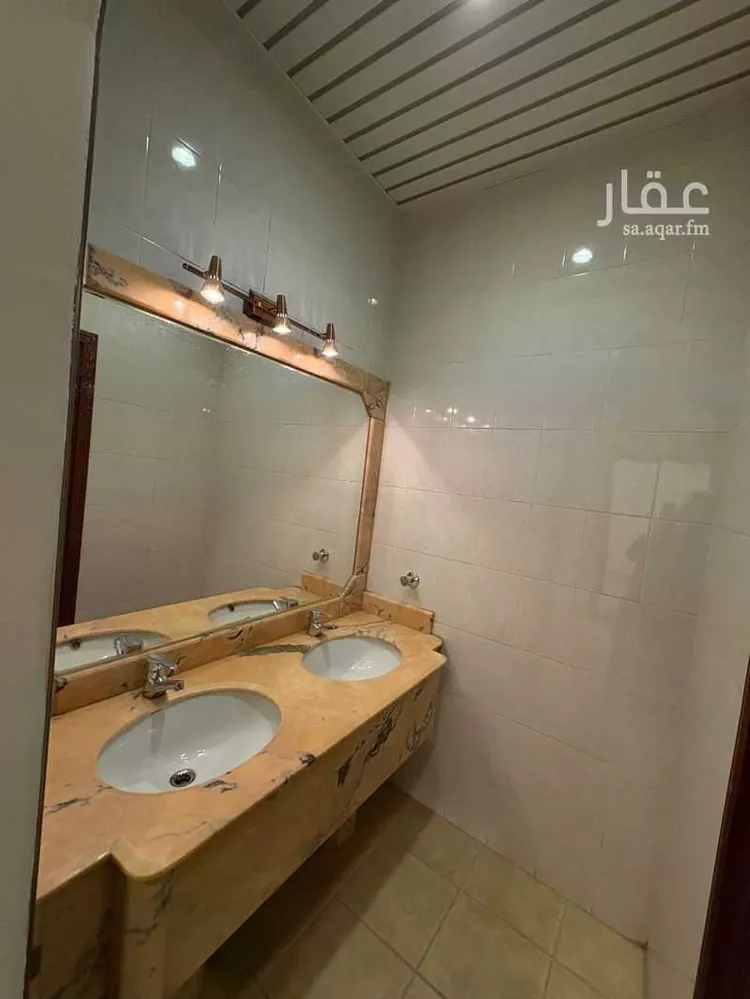 فيلا للإيجار في شارع عبدالمحسن السعدون ، حي المروج ، الرياض ، منطقة الرياض صورة 3