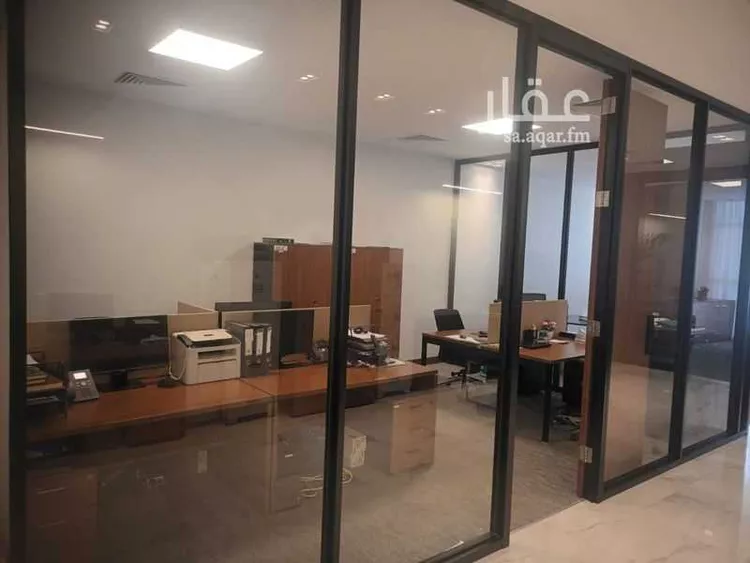 مكتب تجاري للإيجار في طريق الملك عبدالعزيز الفرعي ، حي الياسمين ، الرياض ، منطقة الرياض صورة 5