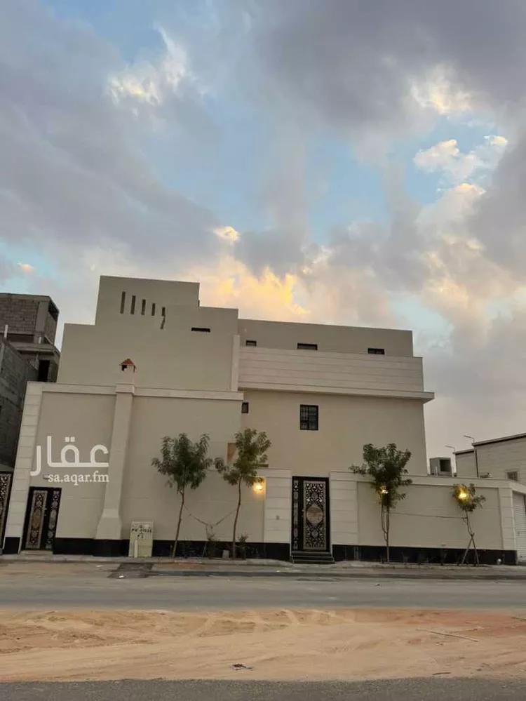 فيلا للبيع في شارع الملك سعود, حي عقرباء, مدينة امارة منطقة الرياض - الجبيله, منطقة الرياض صورة 2