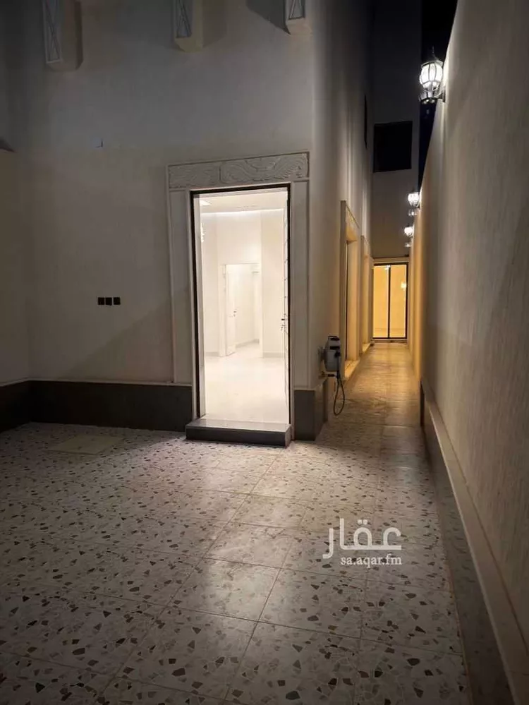 دور للإيجار في شارع عبدالرحمن الدخيل ، حي المروج ، المزاحمية ، المزاحمية