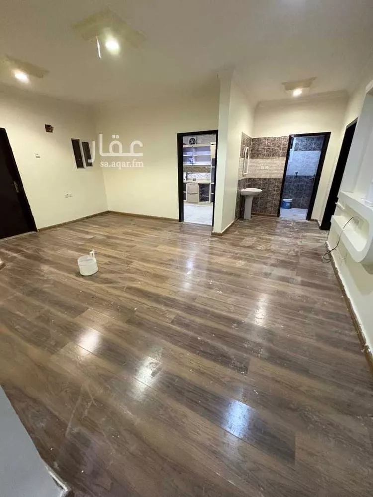 شقة للإيجار في شارع دوما, حي العريجاء الأوسط, مدينة الرياض, منطقة الرياض