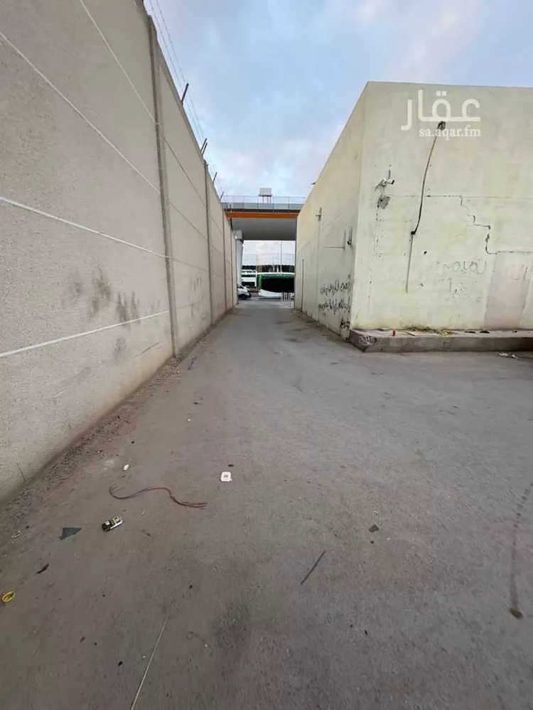 عمارة للبيع في شارع المدينه المنوره, حي السويدي الغربي, مدينة الرياض, منطقة الرياض صورة 2