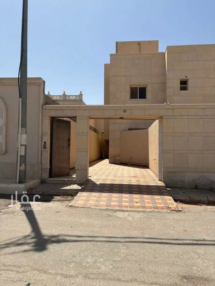 فيلا للبيع في شارع وهب بن زمعه التميمى, حي الجامعيين, مدينة المجمعة, منطقة الرياض