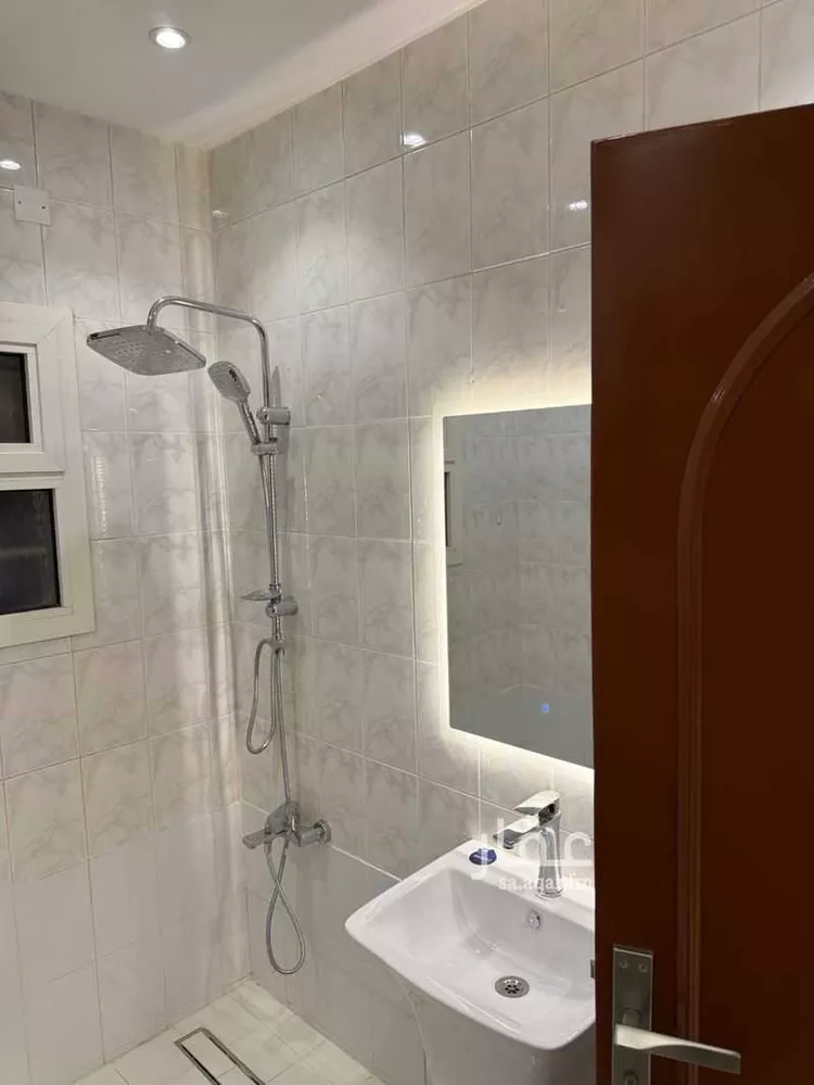 شقة للإيجار في شارع ابي سفيان بن حرب, حي مغرزات, مدينة الرياض, منطقة الرياض