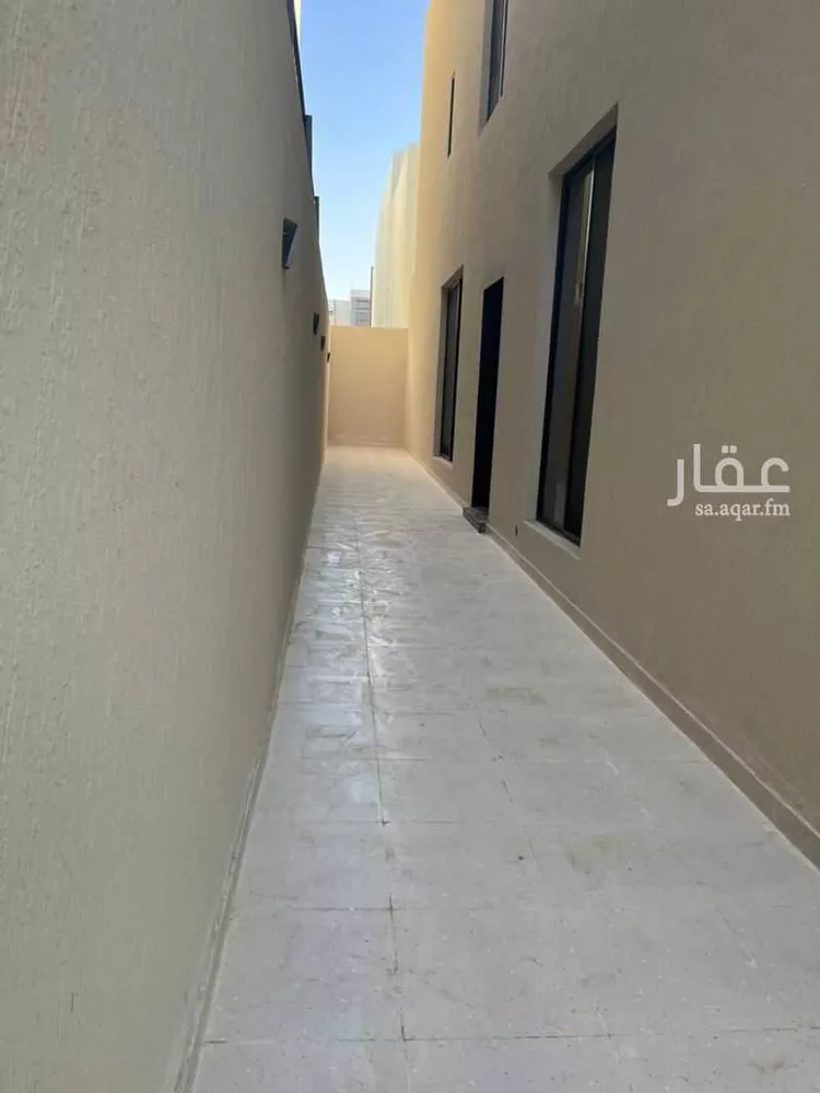 دور للبيع في شارع احمد بن عفيف, حي الجنادرية, مدينة الرياض, منطقة الرياض صورة 3