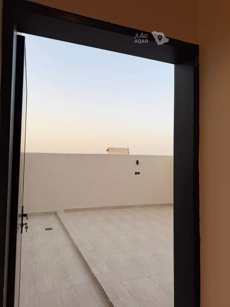 شقة للبيع في شارع قيصر بن العادل, حي الروابي, مدينة الرياض, منطقة الرياض 7