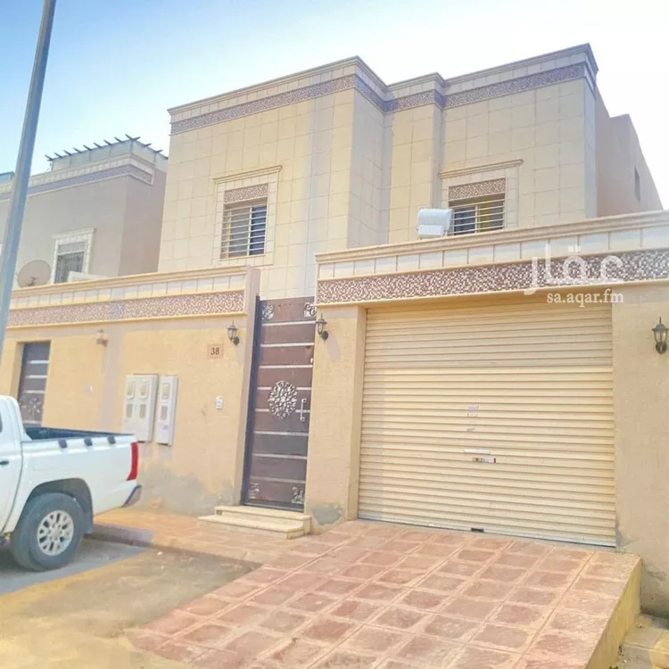 فيلا للإيجار في شارع الفاخرة, حي عكاظ, مدينة الرياض, منطقة الرياض