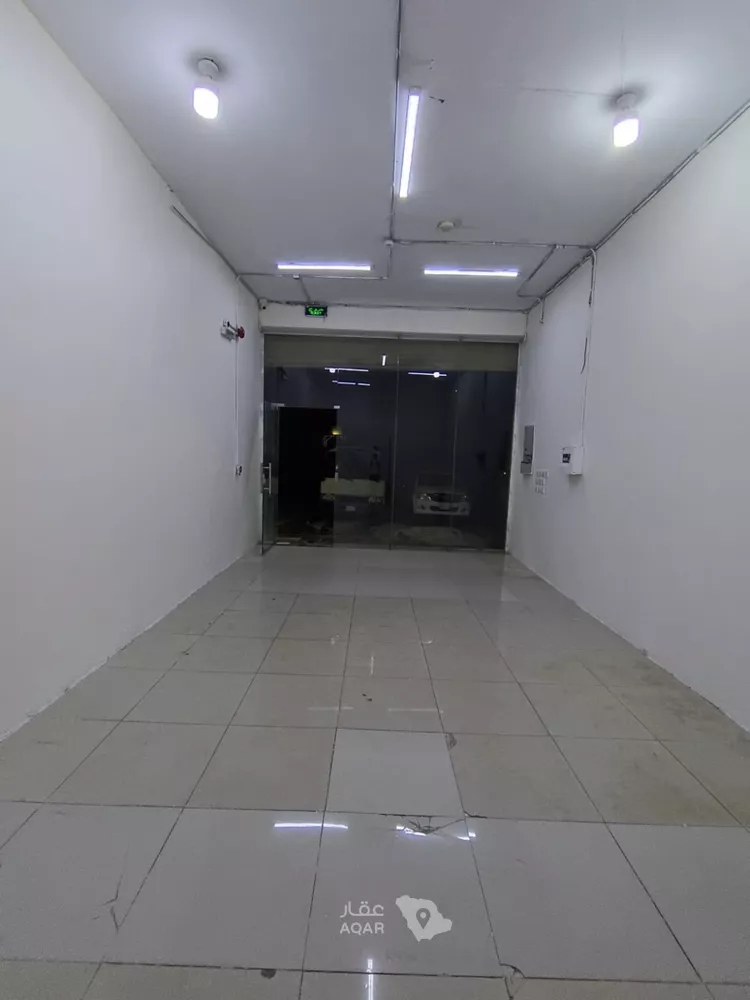 محل للإيجار في شارع ابن العميد, حي السلي, مدينة الرياض, منطقة الرياض صورة 5