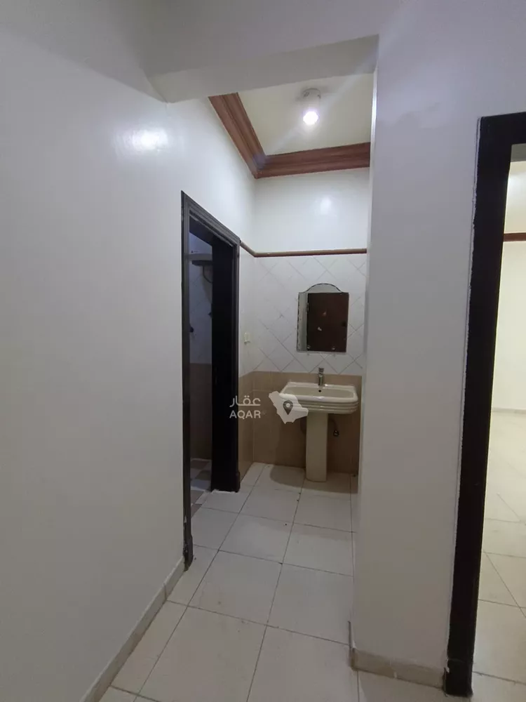شقة للإيجار في شارع الثبات, حي العزيزية, مدينة الرياض, منطقة الرياض صورة 3