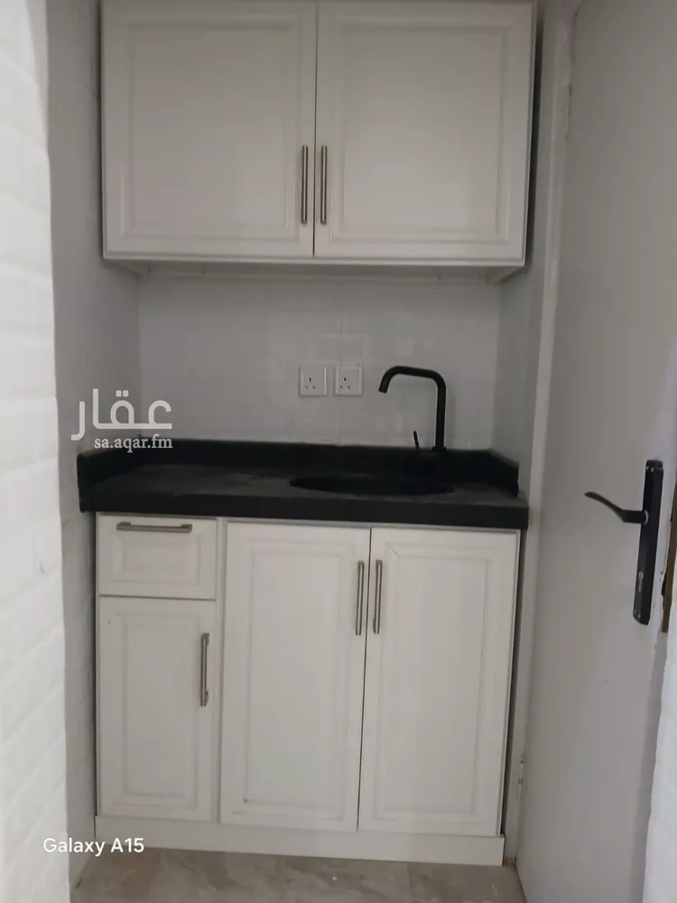 شقة للإيجار في شارع النجاح, حي إشبيلية, مدينة الرياض, منطقة الرياض 7