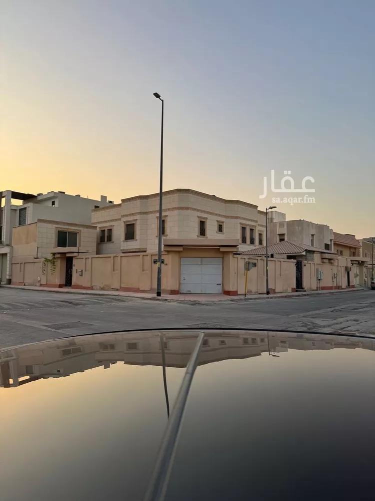 فيلا للبيع في شارع عبدالله بن الأرقم, حي الملك فهد, مدينة الرياض, منطقة الرياض