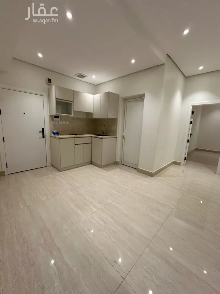 شقة للإيجار في شارع حسين بن حسن, حي الملك فهد, مدينة الرياض, منطقة الرياض