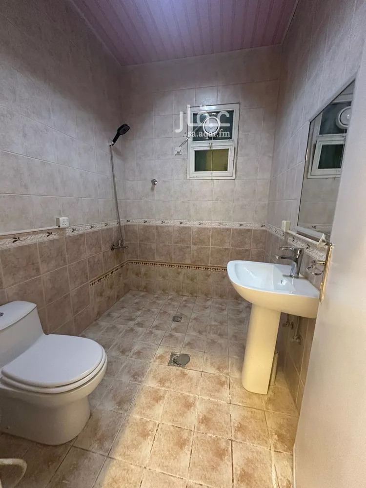 دور للإيجار في شارع عبدالله بن عتيك, حي النفل, مدينة الرياض, منطقة الرياض صورة 3