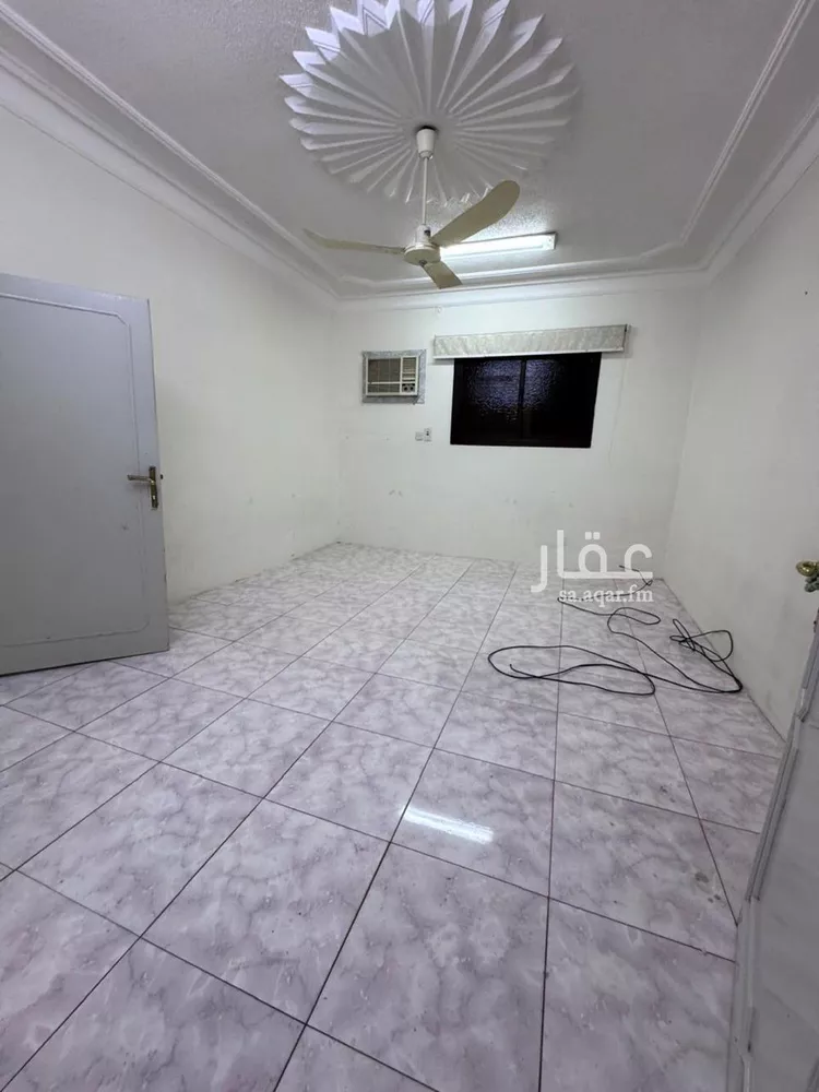Floor for Rent in Riyadh King Fahd