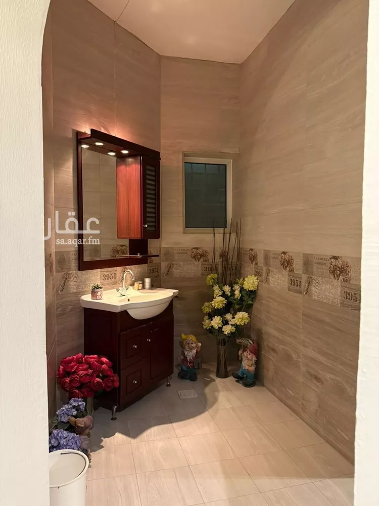 فيلا للبيع في شارع الطبري, حي الجامعة, مدينة الظهران, المنطقة الشرقية صورة 5