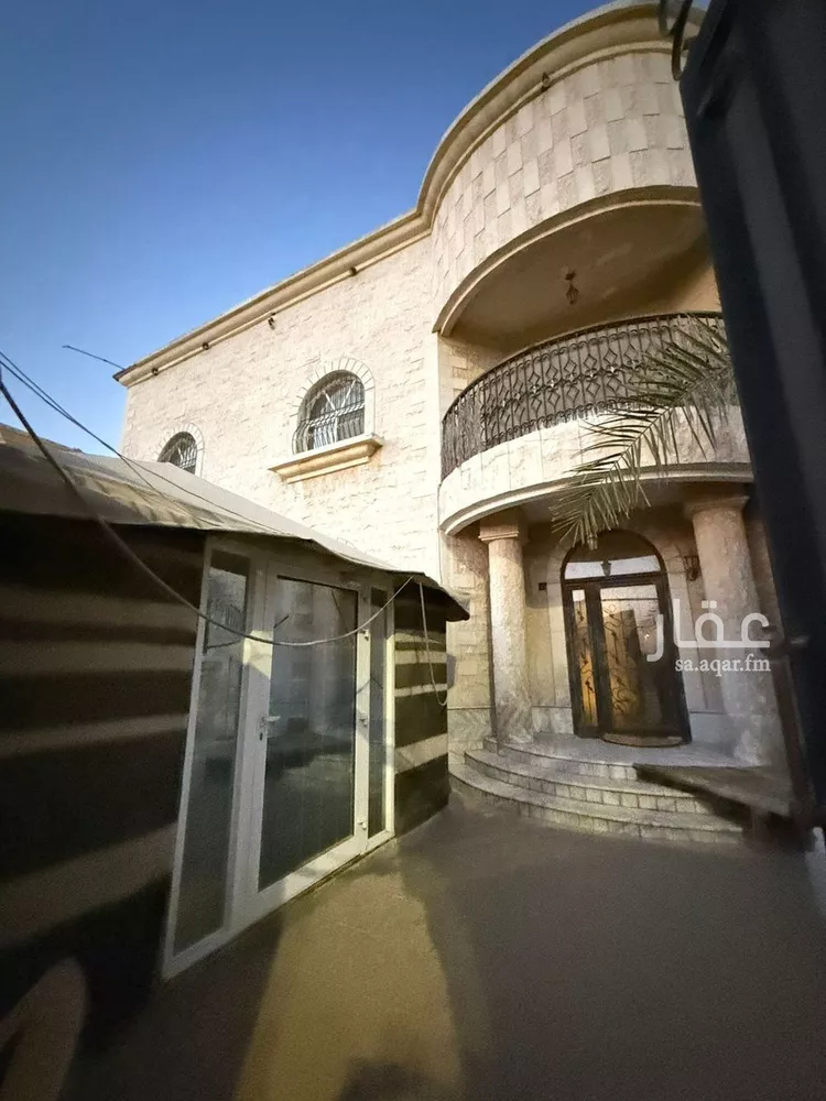 فيلا للبيع في شارع الطبري, حي الجامعة, مدينة الظهران, المنطقة الشرقية