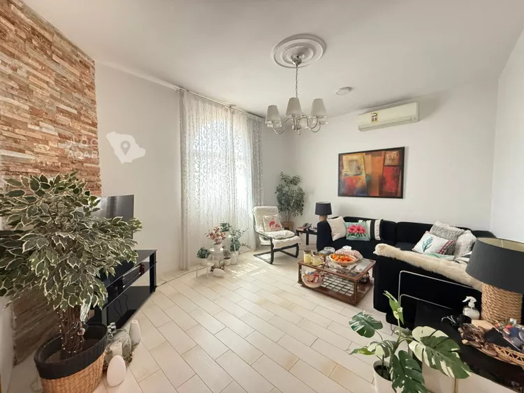 Villa for Sale in Dhahran Al Jame'ah 8