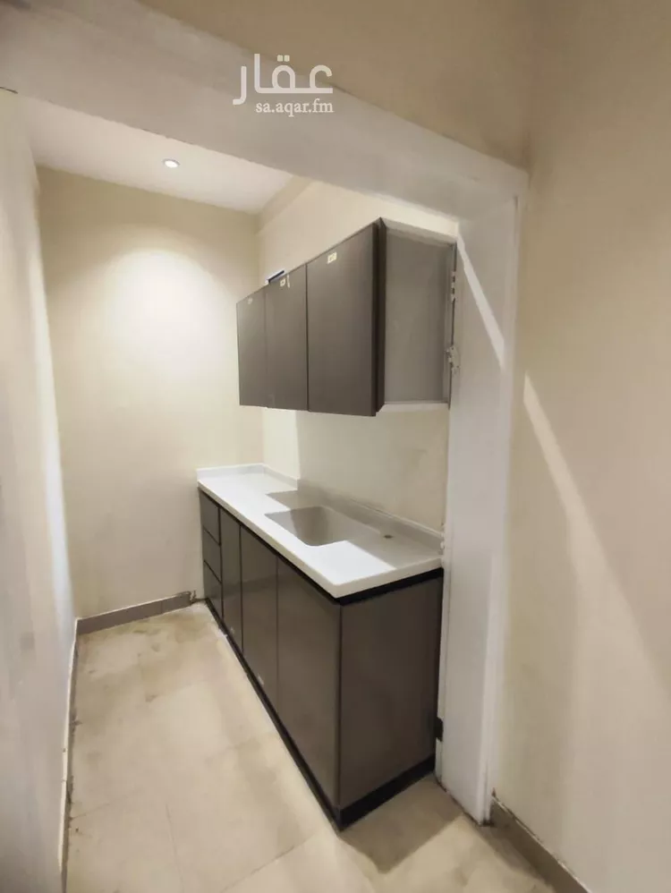 شقة للإيجار في شارع طريق الامام عبدالله بن سعود بن عبدالعزيز الفرعى, حي إشبيلية, مدينة الرياض, منطقة الرياض صورة 4