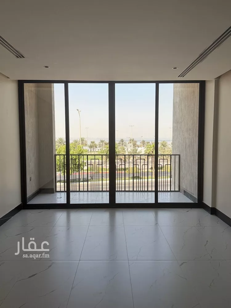 شقة للبيع في شارع الملك عبد الله بن عبدالعزيز, حي الشاطئ الغربي, مدينة الدمام, المنطقة الشرقية صورة 2