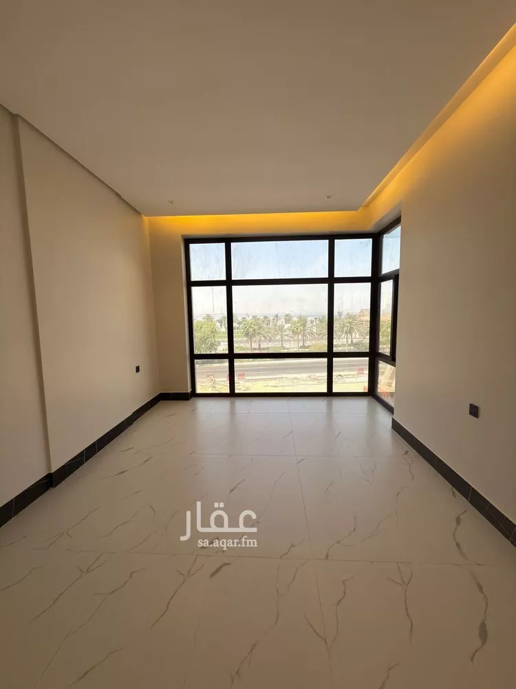 شقة للبيع في شارع الملك عبد الله بن عبدالعزيز, حي الشاطئ الغربي, مدينة الدمام, المنطقة الشرقية صورة 4