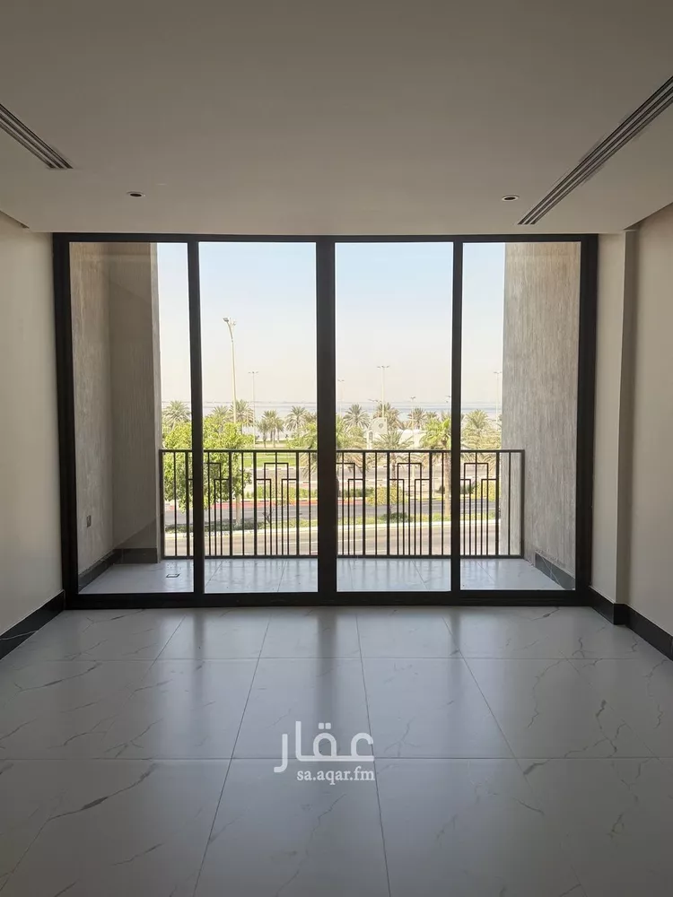 شقة للبيع في شارع الملك عبد الله بن عبدالعزيز, حي الشاطئ الغربي, مدينة الدمام, المنطقة الشرقية صورة 2