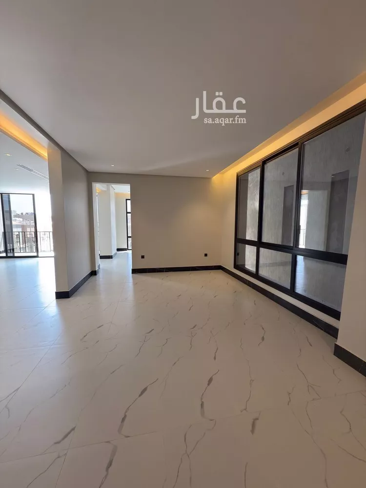 شقة للبيع في شارع الملك عبد الله بن عبدالعزيز, حي الشاطئ الغربي, مدينة الدمام, المنطقة الشرقية صورة 2