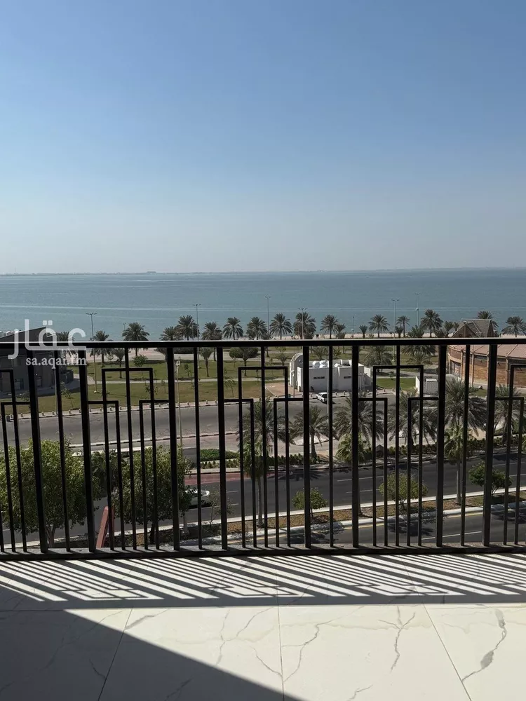 شقة للبيع في شارع الملك عبد الله بن عبدالعزيز, حي الشاطئ الغربي, مدينة الدمام, المنطقة الشرقية صورة 2