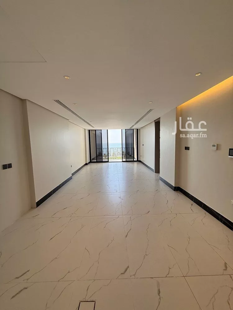 شقة للبيع في شارع الملك عبد الله بن عبدالعزيز, حي الشاطئ الغربي, مدينة الدمام, المنطقة الشرقية صورة 3