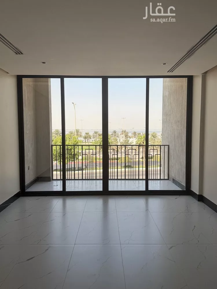 شقة للبيع في شارع الملك عبد الله بن عبدالعزيز, حي الشاطئ الغربي, مدينة الدمام, المنطقة الشرقية صورة 2