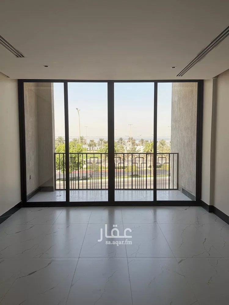 شقة للبيع في شارع الملك عبد الله بن عبدالعزيز, حي الشاطئ الغربي, مدينة الدمام, المنطقة الشرقية
