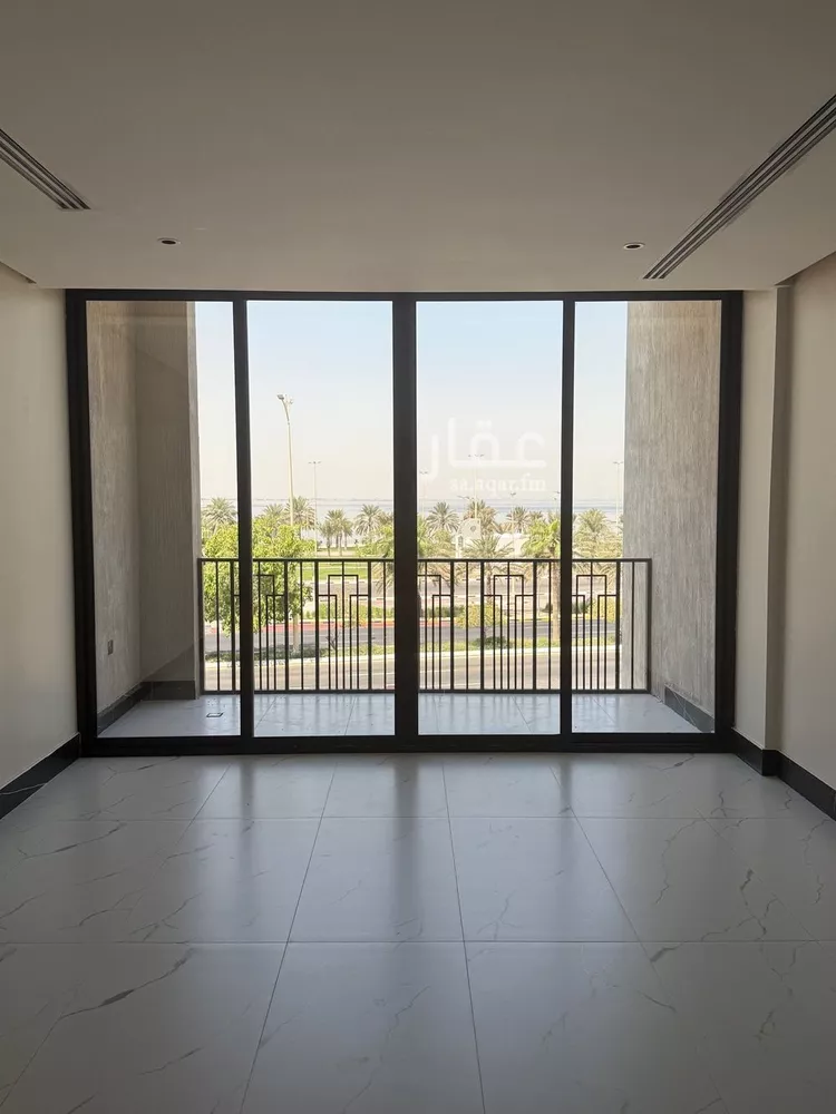 شقة للبيع في شارع الملك عبد الله بن عبدالعزيز, حي الشاطئ الغربي, مدينة الدمام, المنطقة الشرقية