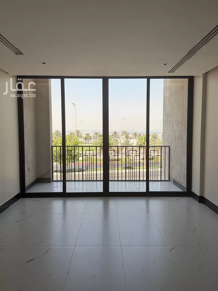 شقة للبيع في شارع الملك عبد الله بن عبدالعزيز, حي الشاطئ الغربي, مدينة الدمام, المنطقة الشرقية صورة 2