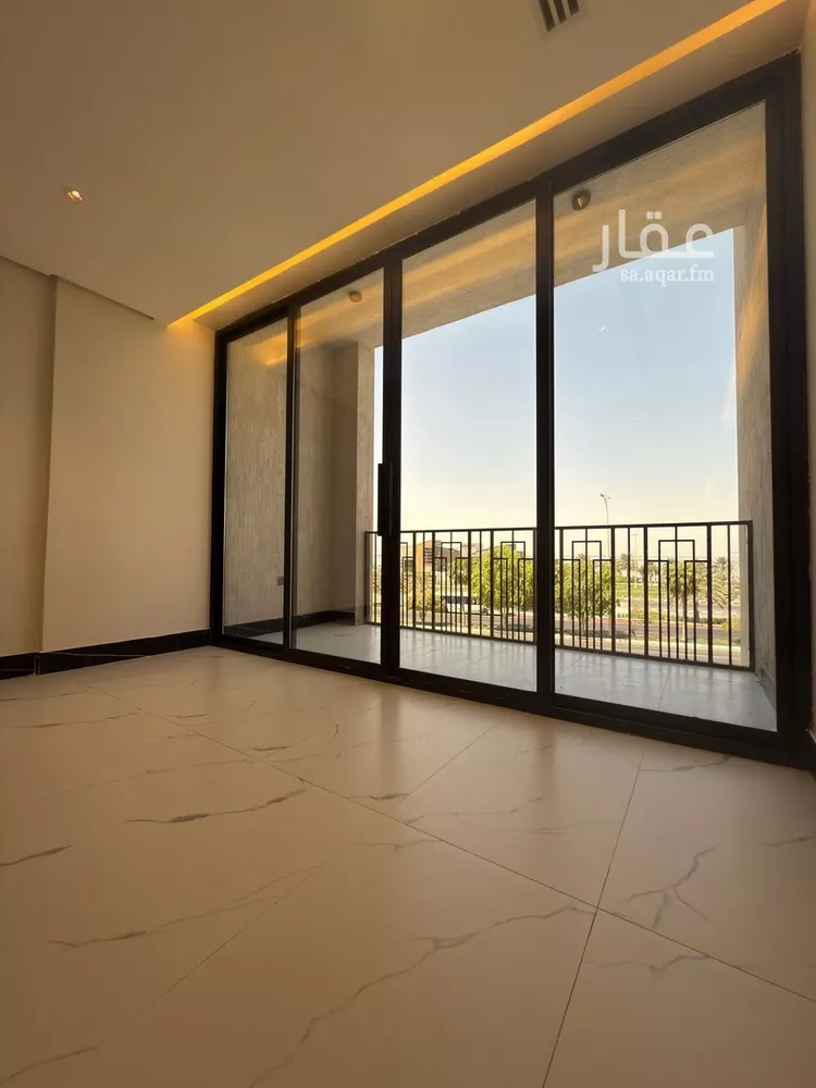 شقة للبيع في شارع الملك عبد الله بن عبدالعزيز, حي الشاطئ الغربي, مدينة الدمام, المنطقة الشرقية صورة 3