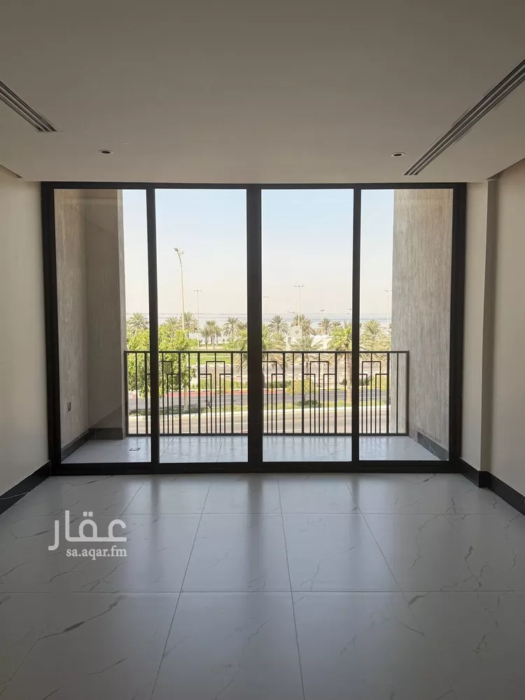 شقة للبيع في شارع الملك عبد الله بن عبدالعزيز, حي الشاطئ الغربي, مدينة الدمام, المنطقة الشرقية