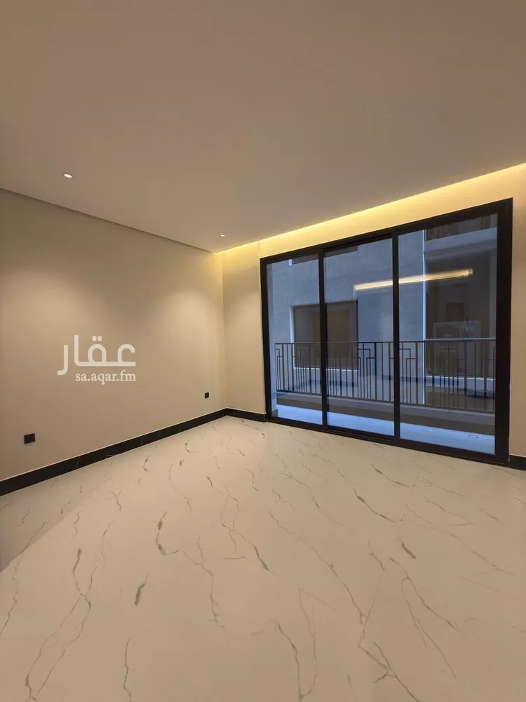 شقة للبيع في شارع الملك عبد الله بن عبدالعزيز, حي الشاطئ الغربي, مدينة الدمام, المنطقة الشرقية صورة 2