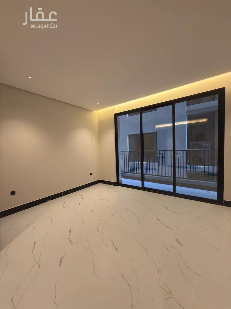 شقة للبيع في شارع الملك عبد الله بن عبدالعزيز, حي الشاطئ الغربي, مدينة الدمام, المنطقة الشرقية صورة 4