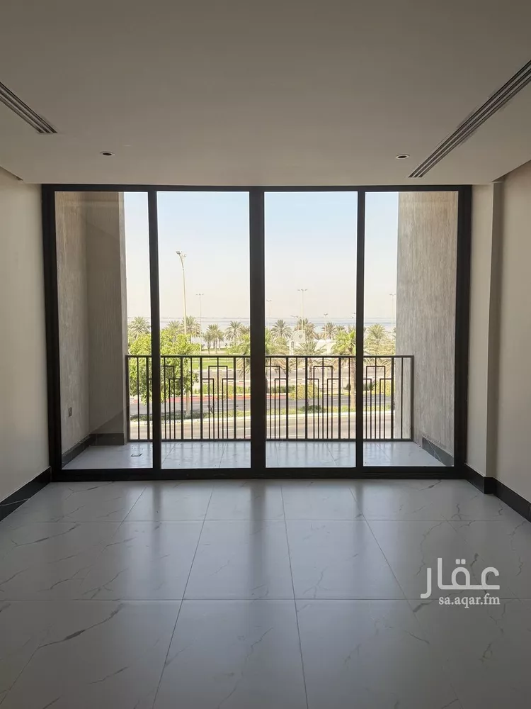 شقة للبيع في شارع الملك عبد الله بن عبدالعزيز, حي الشاطئ الغربي, مدينة الدمام, المنطقة الشرقية صورة 2