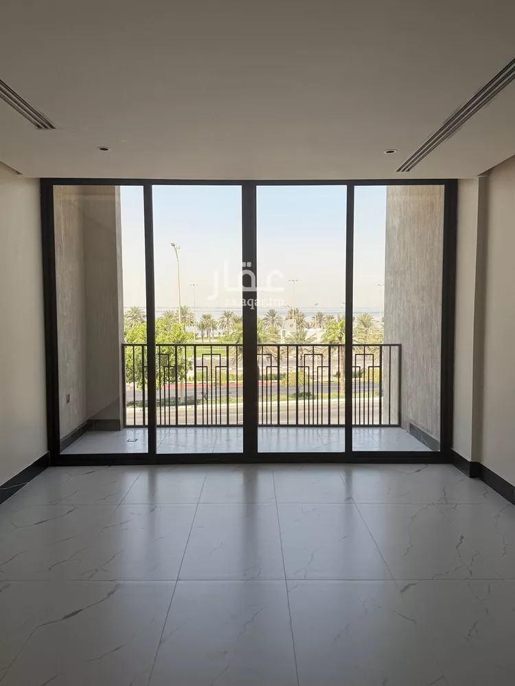 شقة للبيع في شارع الملك عبد الله بن عبدالعزيز, حي الشاطئ الغربي, مدينة الدمام, المنطقة الشرقية صورة 2