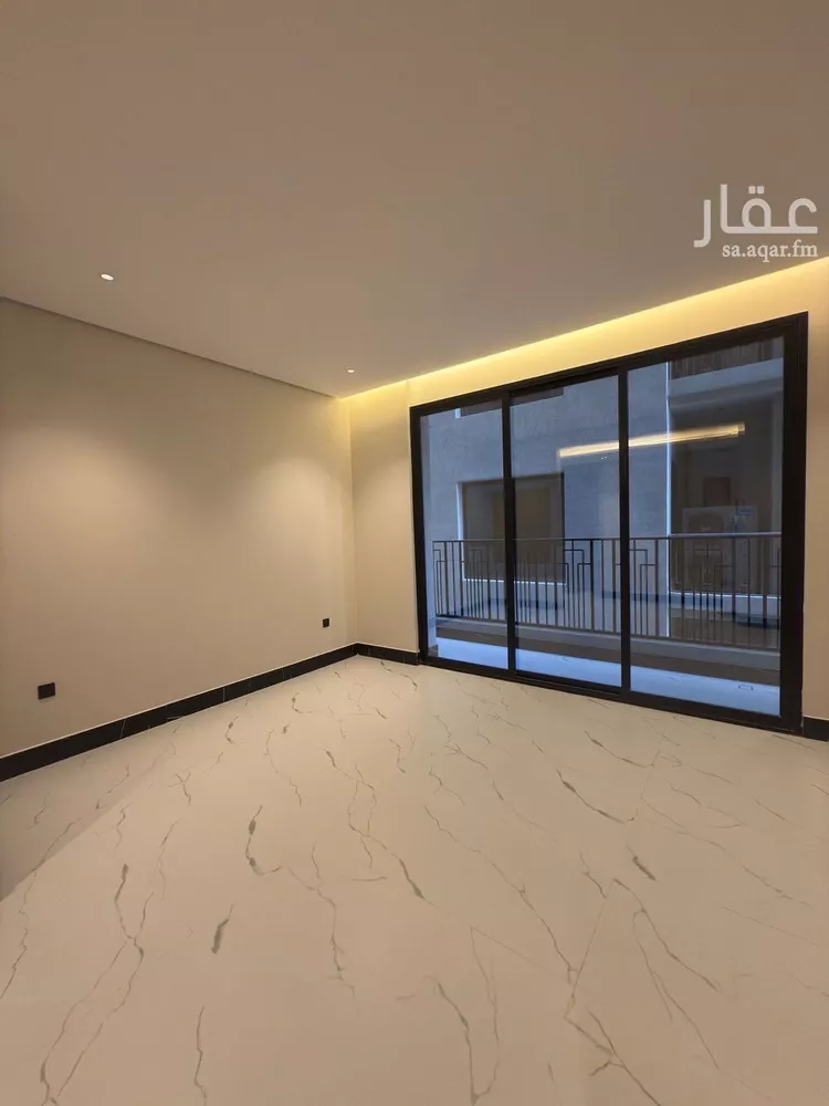 شقة للبيع في شارع الملك عبد الله بن عبدالعزيز, حي الشاطئ الغربي, مدينة الدمام, المنطقة الشرقية صورة 4