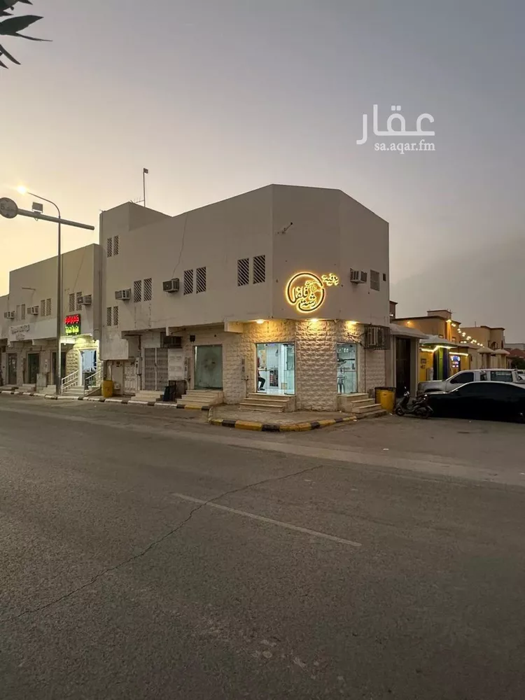 عمارة للبيع في شارع ابي بكر الصديق, حي الملك فيصل, مدينة الرس, منطقة القصيم