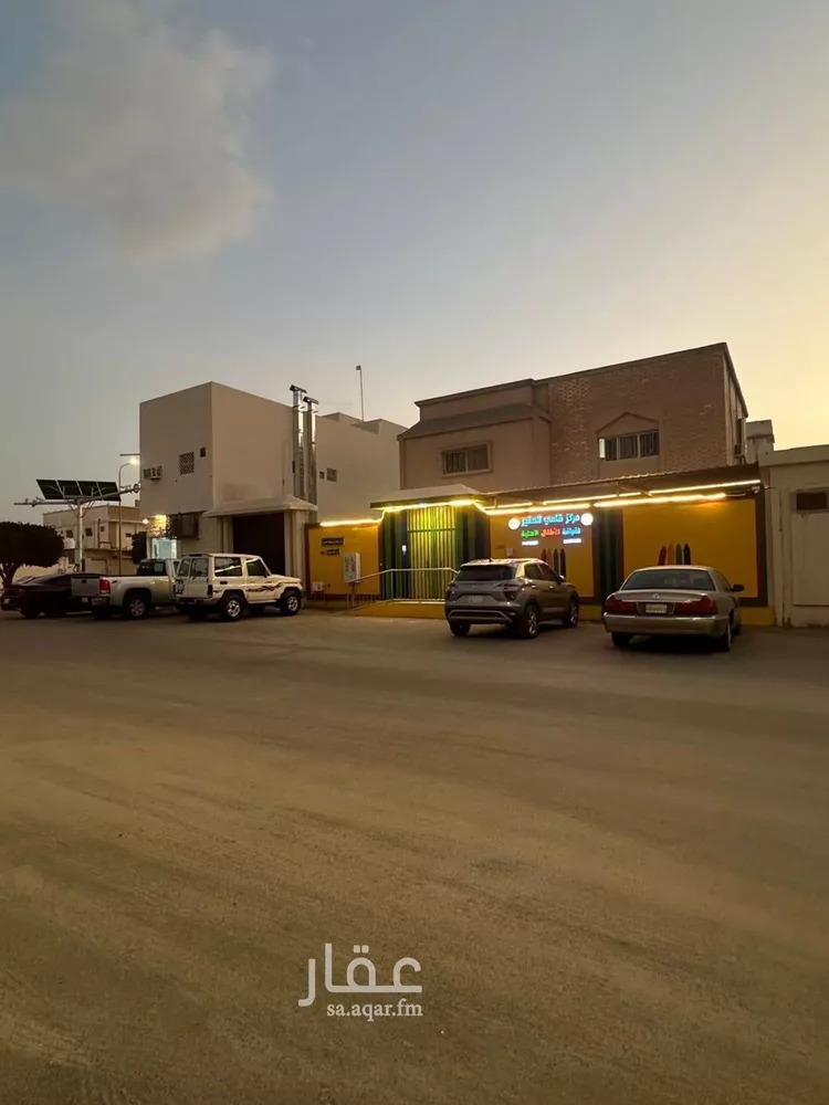 عمارة للبيع في شارع ابي بكر الصديق, حي الملك فيصل, مدينة الرس, منطقة القصيم صورة 2